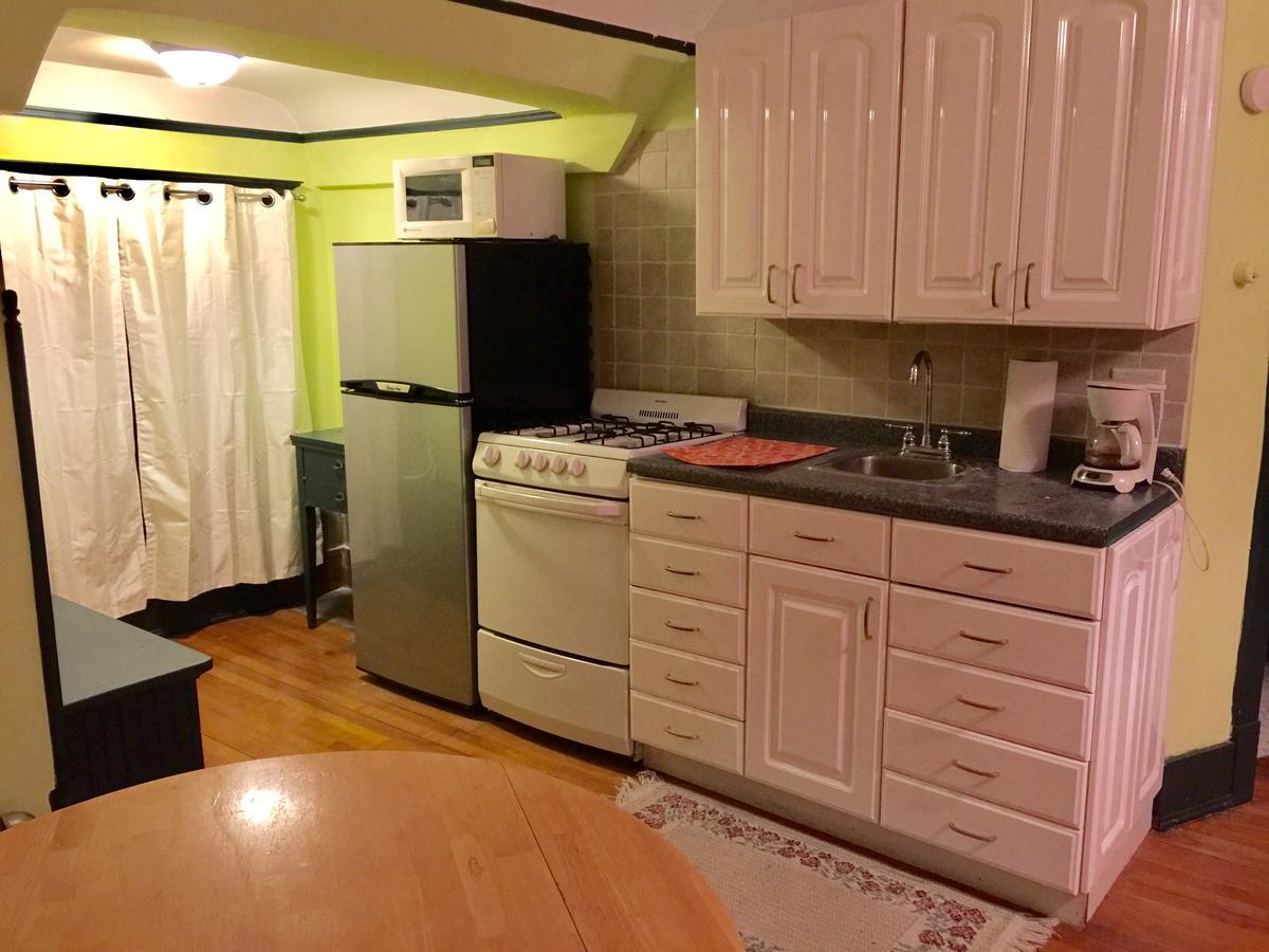 Scarlett House Victorian B & B Janesville Ngoại thất bức ảnh